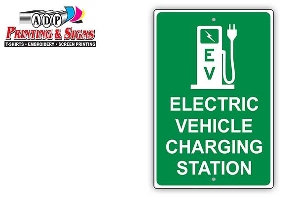 Electric-vehicle-charging-sign-station